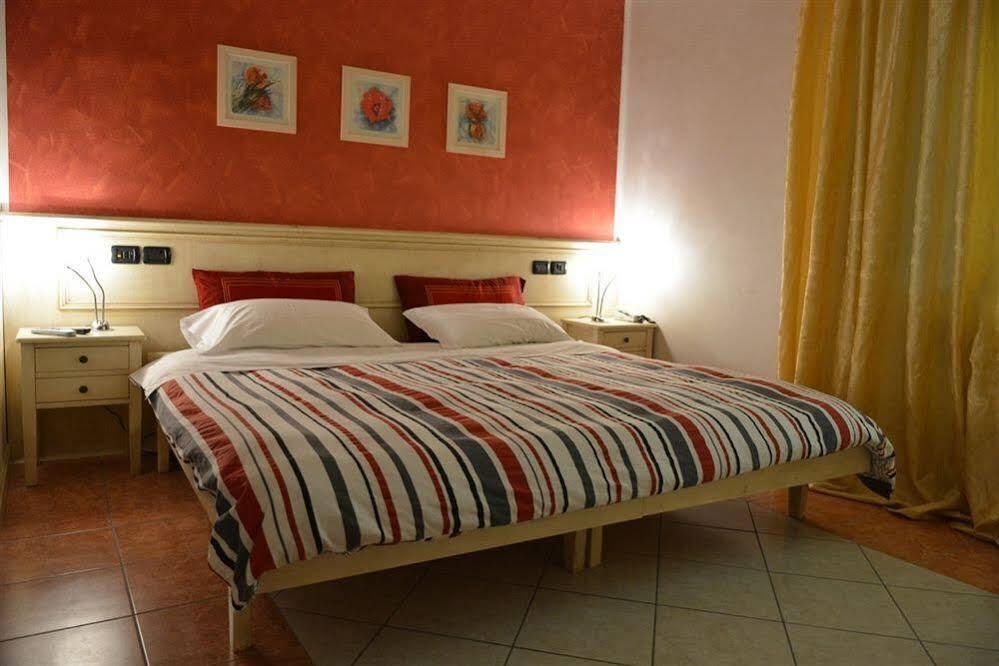 Hotel Due Colonne San Bonifacio Exteriör bild